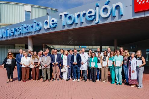 El Hospital Universitario de Torrejón celebró su XV aniversario con un homenaje a sus profesionales y la mirada puesta en el futuro