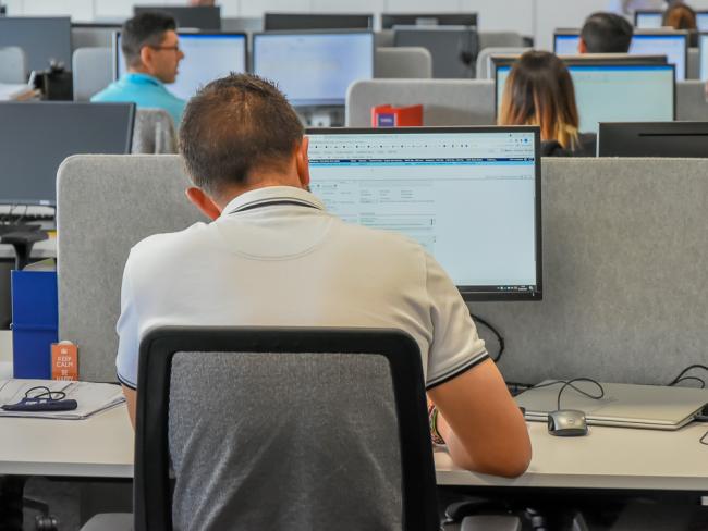 El Ayuntamiento de Torrejón de Ardoz contrata a 23 desempleados torrejoneros que desarrollarán tareas de administración y limpieza en la ciudad