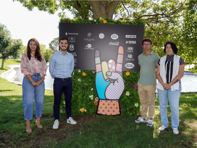 El evento ha sido presentado esta mañana y ha contado con la presencia del alcalde, Alejandro Navarro Prieto, de la concejala de Festejos e Igualdad, María Eugenia Gil, de la concejala de Turismo, Miriam Gutiérrez, y del organizador de la iniciativa, Antonio Guimaraens