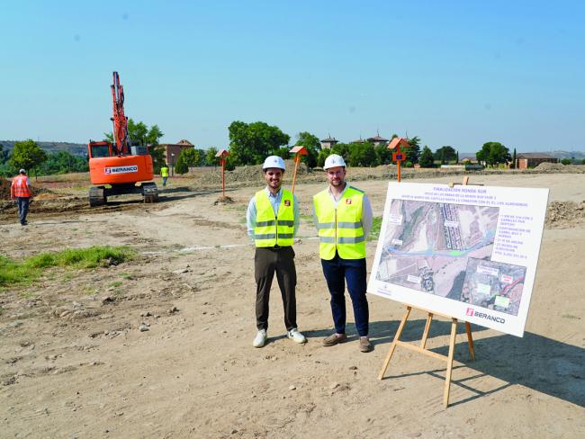 El alcalde, Alejandro Navarro Prieto, y el concejal de Urbanismo y Vivienda, Víctor Miranda, visitaron las obras de la última fase de la Ronda Sur