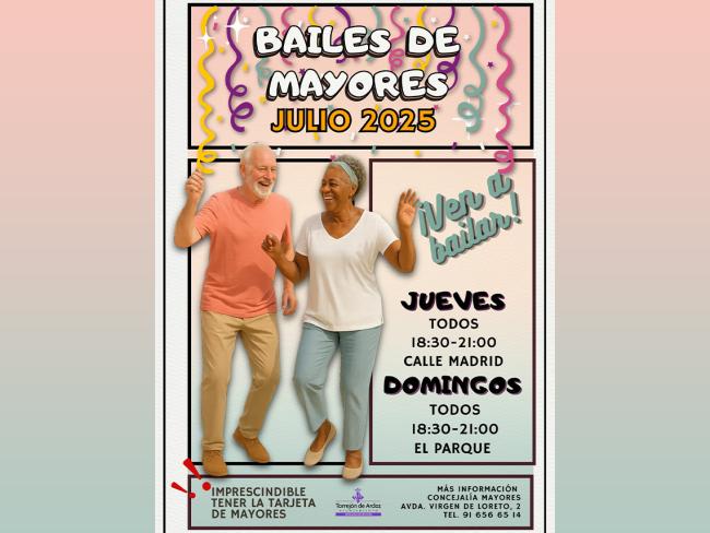 Los centros de mayores de la calle Madrid, los jueves, y El Parque, los domingos, ofrecen Bailes de Mayores con entrada gratuita durante el mes de julio