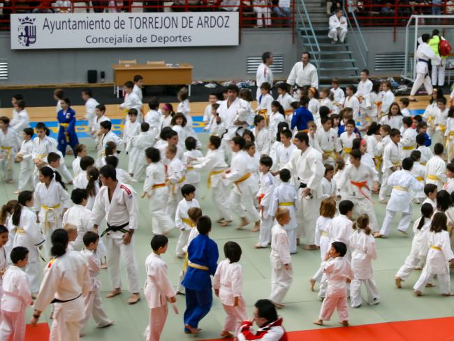 El Pabellón Jorge Garbajosa se llenará mañana, sábado, de niños y niñas haciendo judo