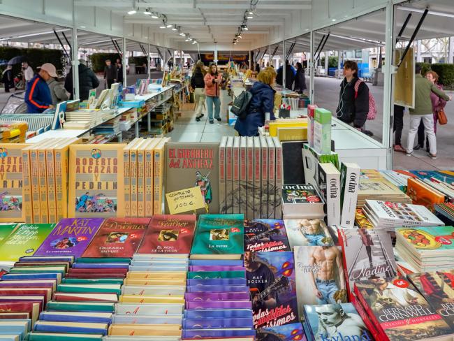 La Feria del Libro de Ocasión de Torrejón de Ardoz ya está asentada como una cita cultural de primer nivel en la ciudad, sobre todo para los amantes de la lectura
