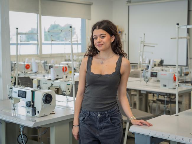 La joven diseñadora torrejonera, María Dóniga Martínez